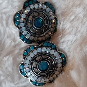 Pre-owned Unworn Pretty Floral Earrings